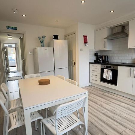 15 Min To Central London Guest Suites 22 Ngoại thất bức ảnh