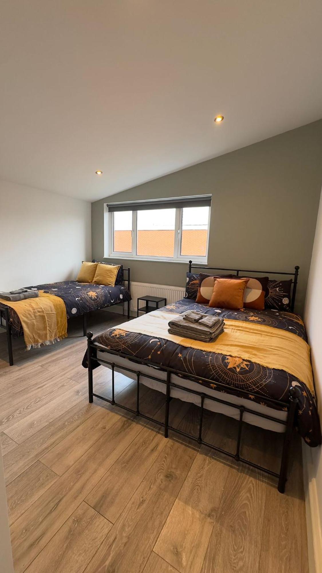 15 Min To Central London Guest Suites 22 Ngoại thất bức ảnh
