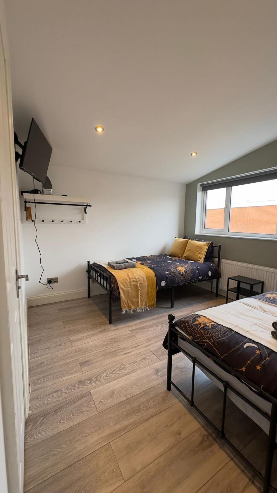 15 Min To Central London Guest Suites 22 Ngoại thất bức ảnh
