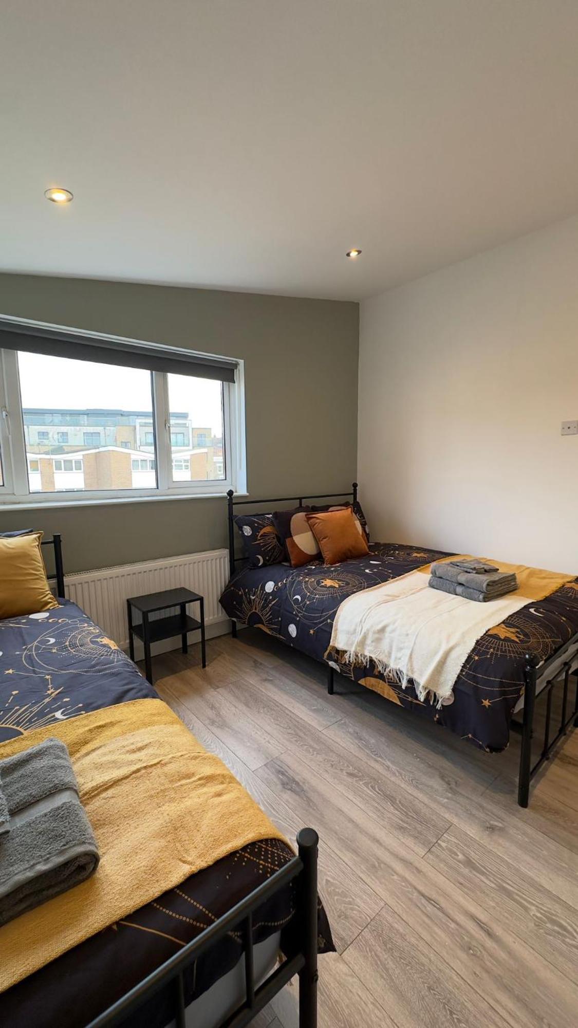 15 Min To Central London Guest Suites 22 Phòng bức ảnh